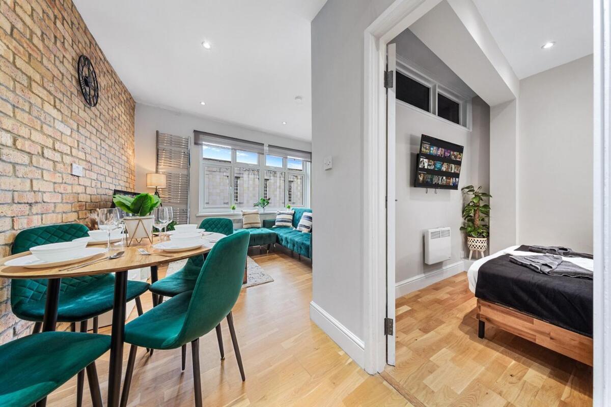 Modern Near Peckham Rye & Dulwich