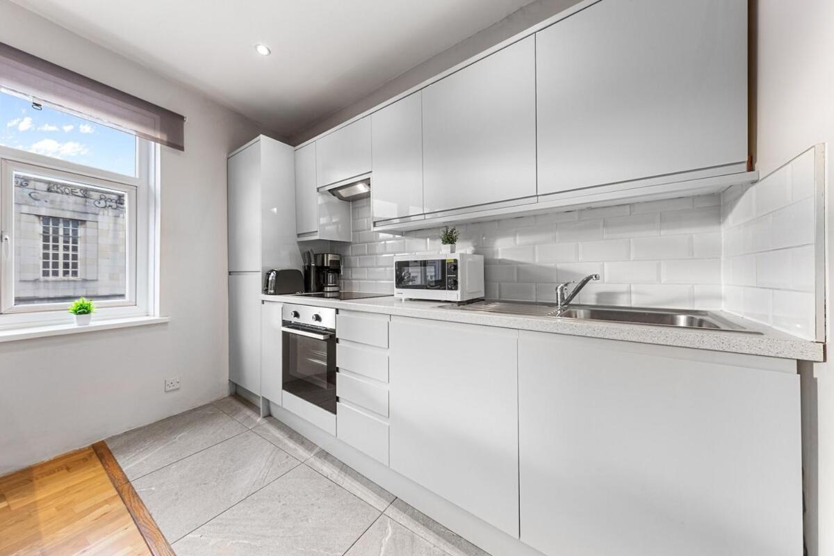 Modern Near Peckham Rye & Dulwich