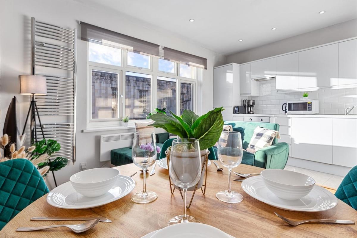 Modern Near Peckham Rye & Dulwich Apartment London