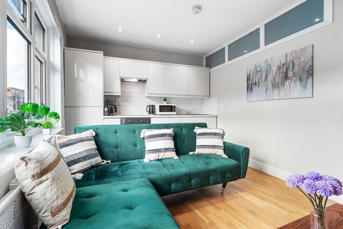 Modern Near Peckham Rye & Dulwich *